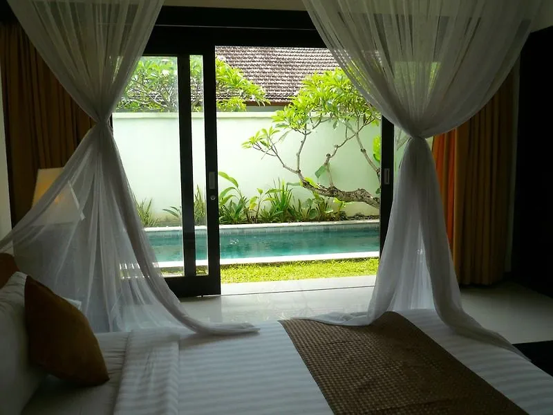 The Rishi Villa Seminyak  4*, Seminyak (Bali)